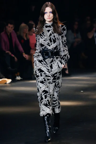 Look 89